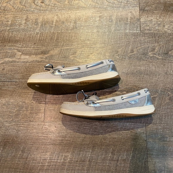 Sperry Women’s Angelfish Boat Shoe, size 9 - Picture 2 of 5